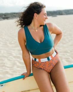 Atlantic Deep Switch V Crop