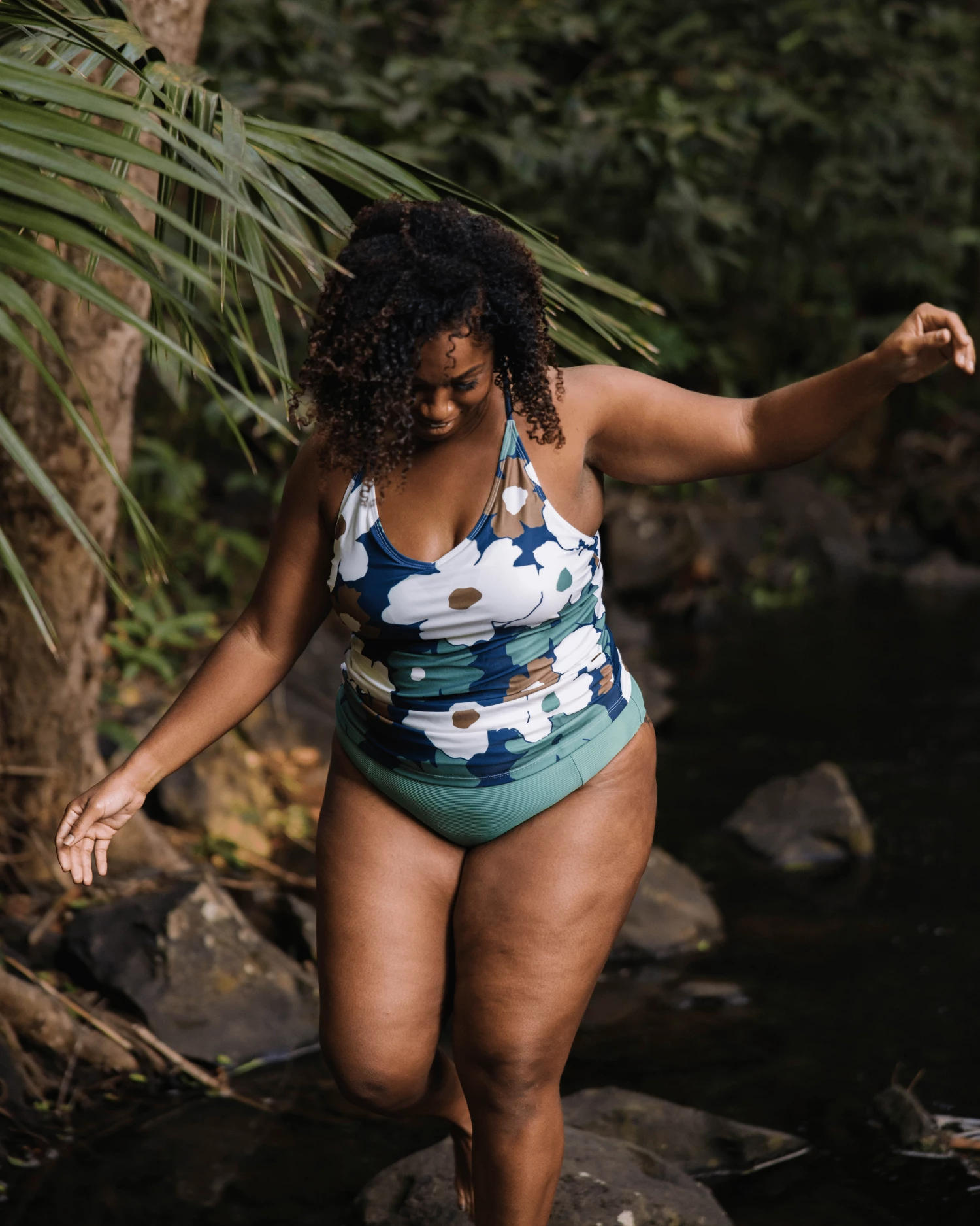 Birch Floral V-Neck Tankini - Image 9